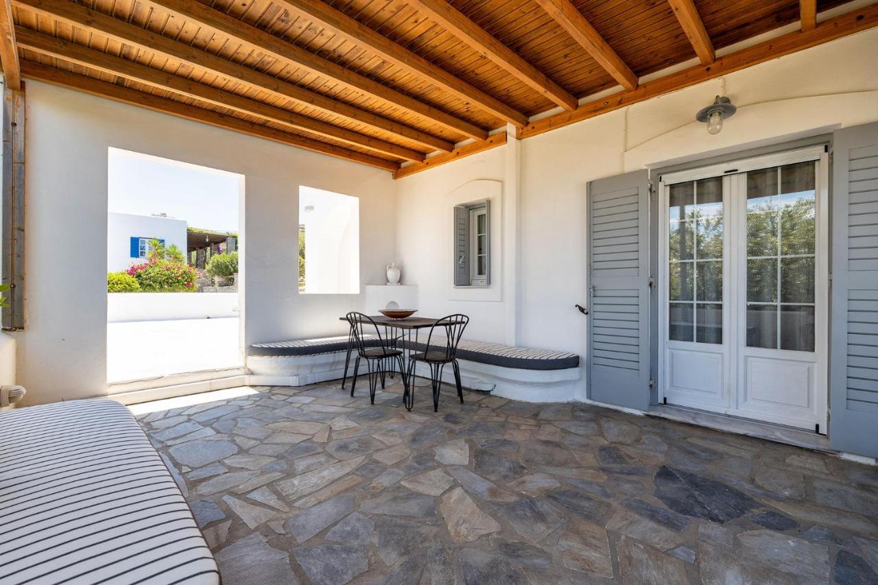 Daphne'S Lux Villa Paraspori  ภายนอก รูปภาพ