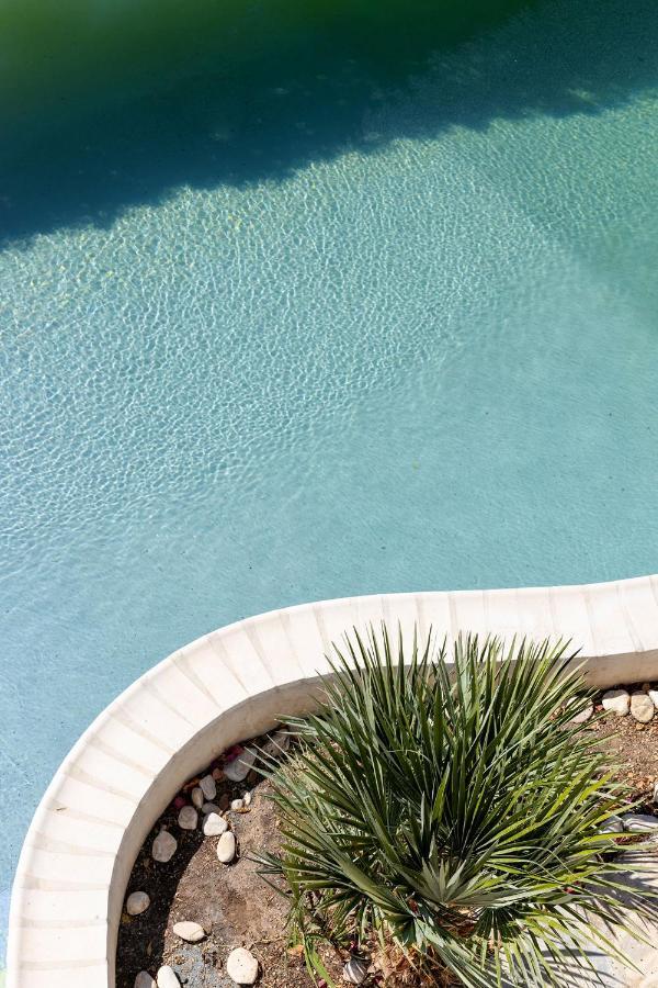 Daphne'S Lux Villa Paraspori  ภายนอก รูปภาพ